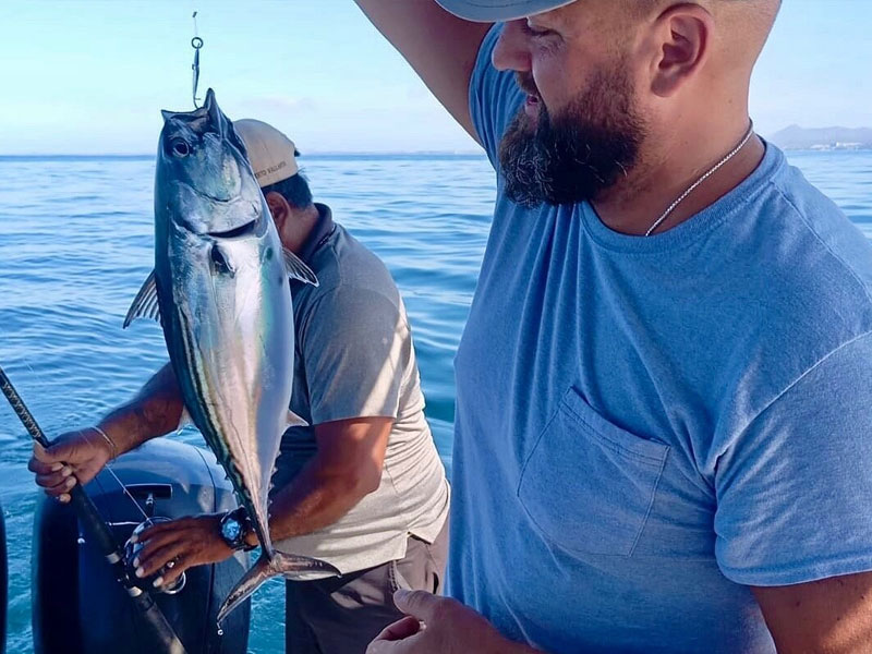 Tour de pesca privado de 4 horas